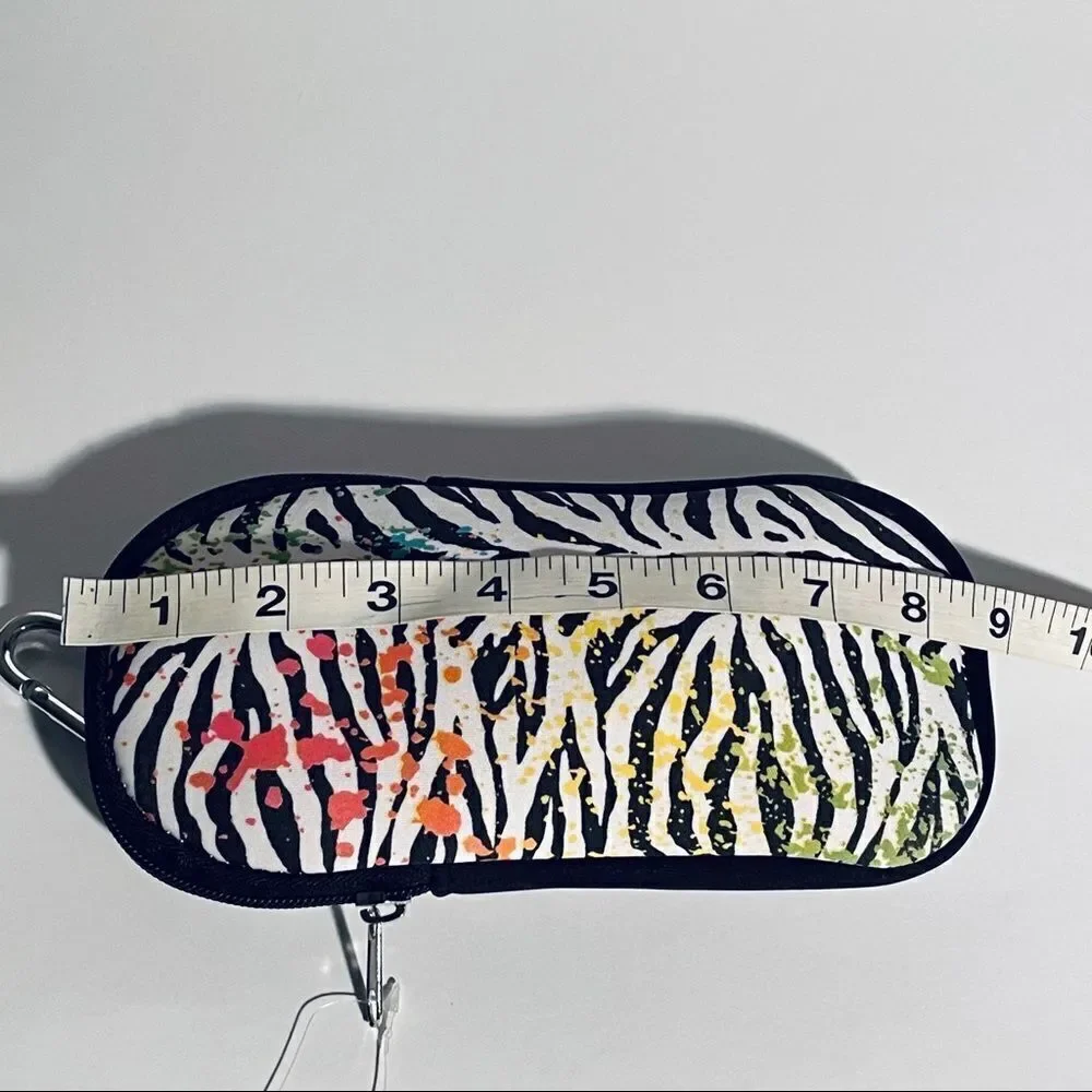 NWT Zebra Padded makeup Brushes Cosmetics Calculator Zippered bag Hanger Clip